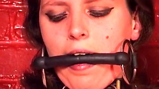 Curvy German Slut Got Tied Up In Bondage Show
