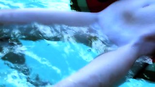 Amateur Teen babe Naked At the Pool