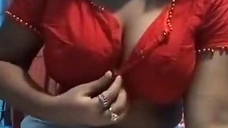 Today Exclusive-sexy Bangla Chick Shows Her Boobs And Fingering