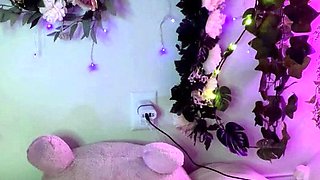 Close up masturbation with big cumshot