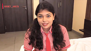 School Girl Fuck in OYO Hotel hindi MMS, Desi BF GF Go first time in OYO Hotel MMS sex
