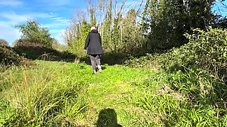 Can't Hold It, Pissing Outdoor Compilation