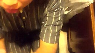 Hot Amateur Asian blowjob in my car