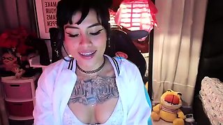 Love Chat Big Boobs Brunette Masturbating For Cam