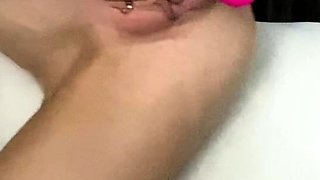 Masturbation close up Tamara big clit
