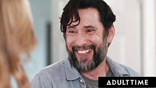 Bonny Tommy and Addison's clit rubbing video