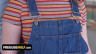 Hot step mummy Sydney Paige and lovely gf Eva Nyx let horny stud free-for-all use them - freeuse milf