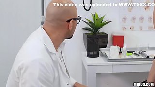 J Mac And Athena Faris In Bald Doctor Fucked In His Office