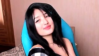 Cute Asian Chubby Teen Wild Dildo Masturbation