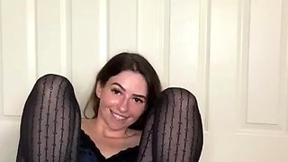 Layla rose masturbating on webcam in a hot solo video