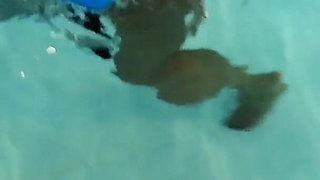 Flashing in the Second Hand Shop 01 & Learning to Swim, Lesson 02