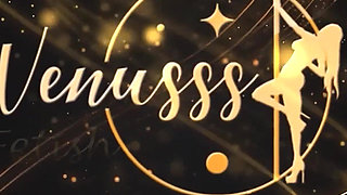 An Intense Moment of Foot Worship Between Venusss and Raquel!