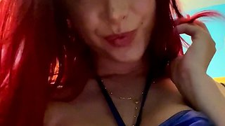 Big boob brunette masturbates on webcam