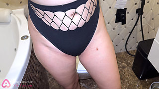 Collection of tight pussy pissing!