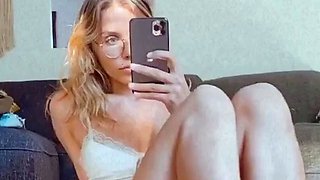 Beauty small tit amateur teen masturbating her shaved pussy