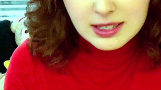 Webcam fun mature brunette with toys cum on cam