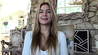 PervertPI - Private investigator fucks hot real estate