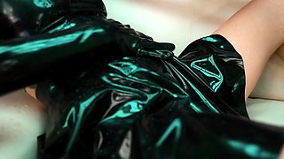 Wild Goth Latex Lesbian Fisting, Squirting,Anal Gapes