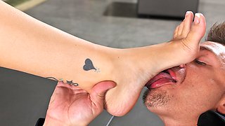 Raven-haired stunner Alexis Grace gets his BIG boner