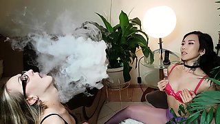 Teen party lesbians lick and finger