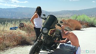 Tempting teen Runaway exciting sex clip