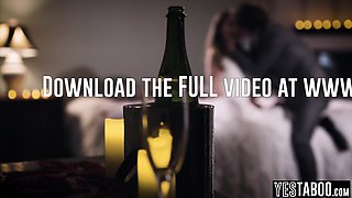 Criminal mom silences witness with intercourse