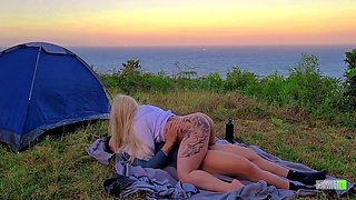 Risky Sex Real Amateur Couple Fucking At Camp