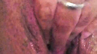 Maja the Cat fisting her sweet pussy