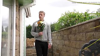 Tall British MILF Aurora Frost Fucks Young Guy Chris Cobalt on Blind Date - Blowjob, Doggy Style, Riding in 4K