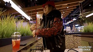 Yammy hot teen crazy sex story