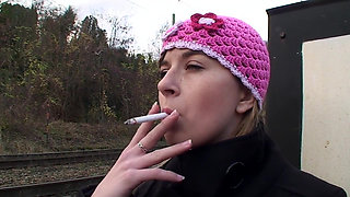 Teen slut rewarded by gilf