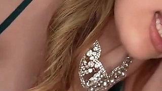 Dual-desire Surge as a Married Quarter Beauty Unleashes Her Bold, Overwhelming Curvy Presence -part.2