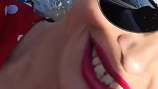 I Flash My Sexy Body on the Boat Ride with My Friends