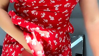 Amateur hottie solo masturbation