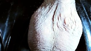 Amateur MILF Goes Hardcore Anal