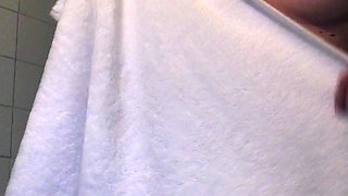 Blonde emo amateur solo masturbation