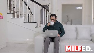 Brandi Love almost caught cheating on her hubby - milfed