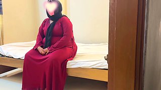 Banging a curvy Muslim mother-in-law in red burqa and hijab