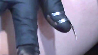 Tickling Slave with Sharp Claws